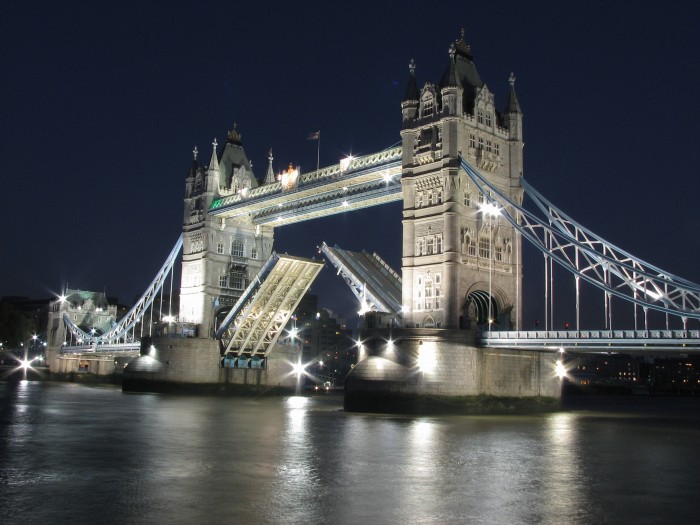El puente de la Torre de Londres