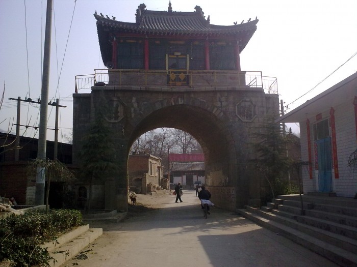 井陉松庄村的小城门