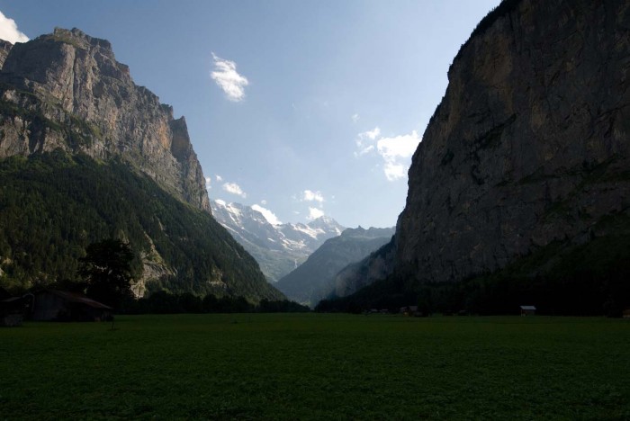 In the valley, walking back from Trummelbach